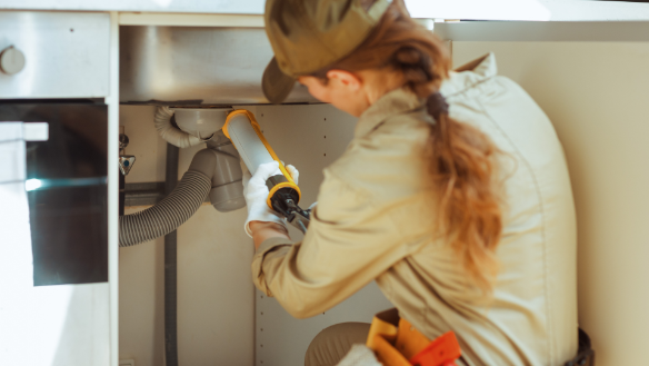 Bathroom Caulking: When to Replace It and Why It Matters